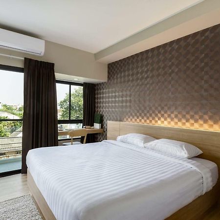 @S115 Residence Samut Prakan Exterior photo
